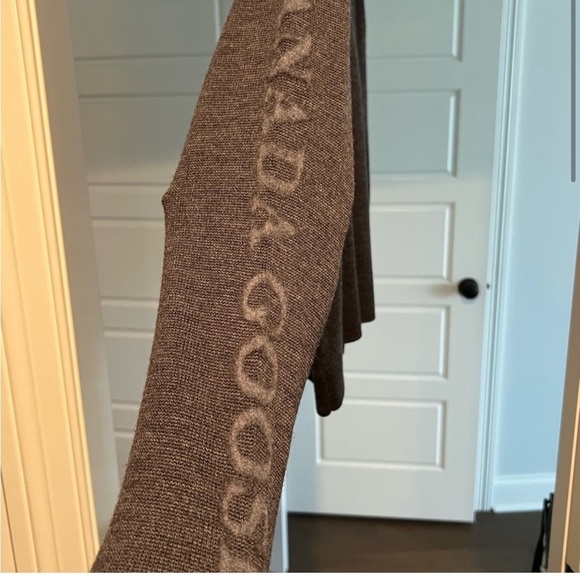 Canada Goose Saturna Crewneck Wordmark - Picture 1 of 6